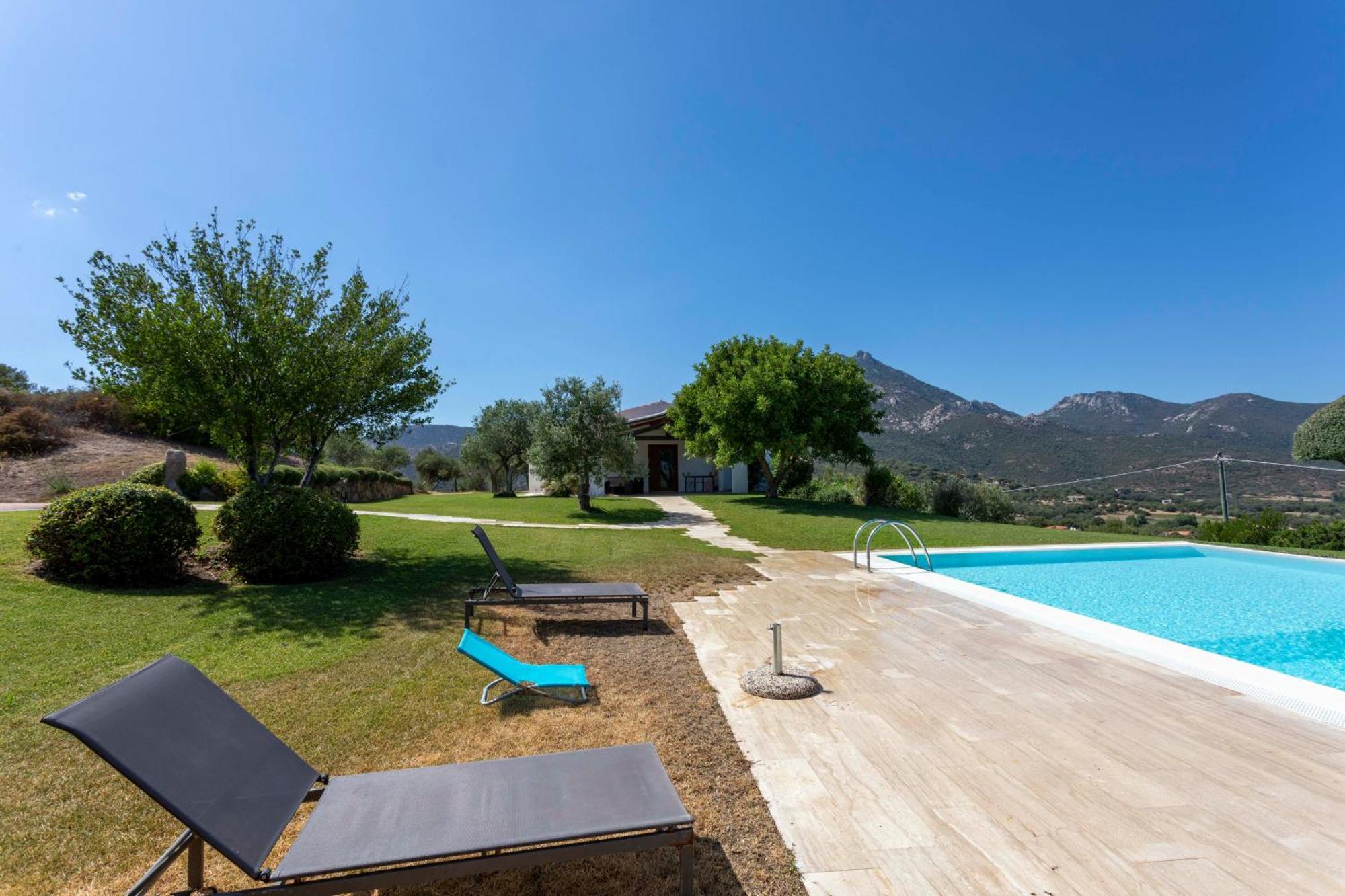 Villa Alba Esclusiva Villa Con Piscina A Sfioro E Vista Mozzafiato Sul Mare Cugnana Eksteriør billede