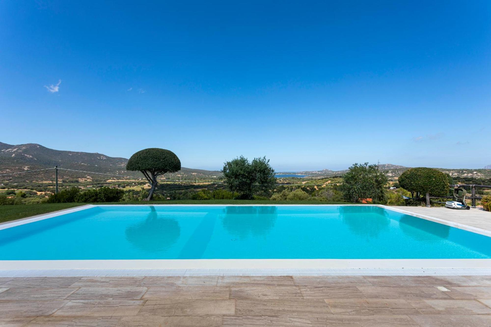 Villa Alba Esclusiva Villa Con Piscina A Sfioro E Vista Mozzafiato Sul Mare Cugnana Eksteriør billede