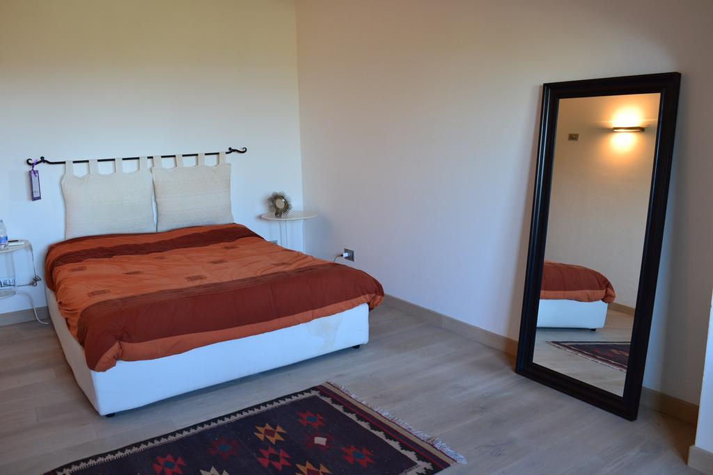 Villa Alba Esclusiva Villa Con Piscina A Sfioro E Vista Mozzafiato Sul Mare Cugnana Eksteriør billede