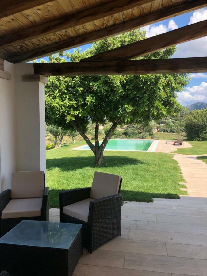 Villa Alba Esclusiva Villa Con Piscina A Sfioro E Vista Mozzafiato Sul Mare Cugnana Eksteriør billede